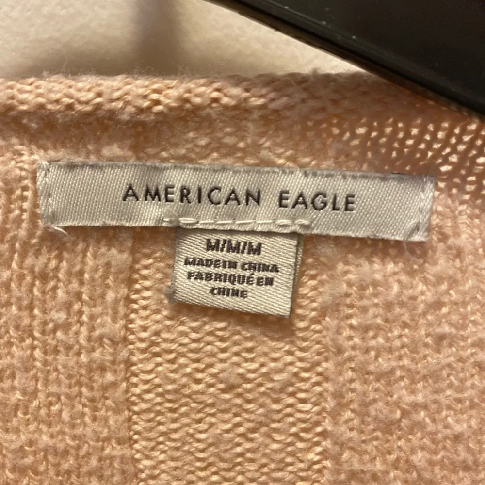 American Eagle short sweater - Picture 3 of 3